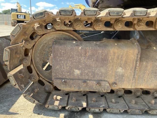MINI EXCAVATOR — Auction (lot 8462-252)