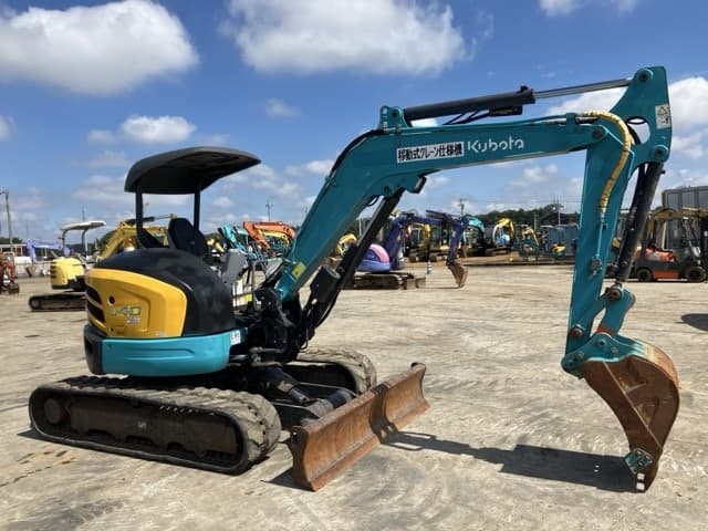 MINI EXCAVATOR — Auction (lot 8462-254)