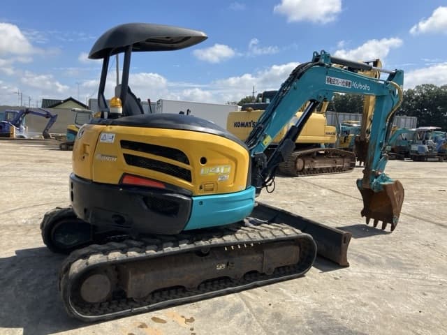 MINI EXCAVATOR — Auction (lot 8462-254)