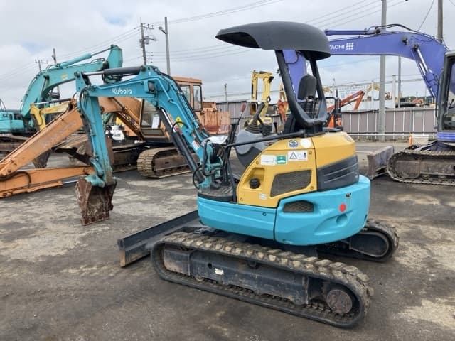 MINI EXCAVATOR — Auction (lot 8462-255)