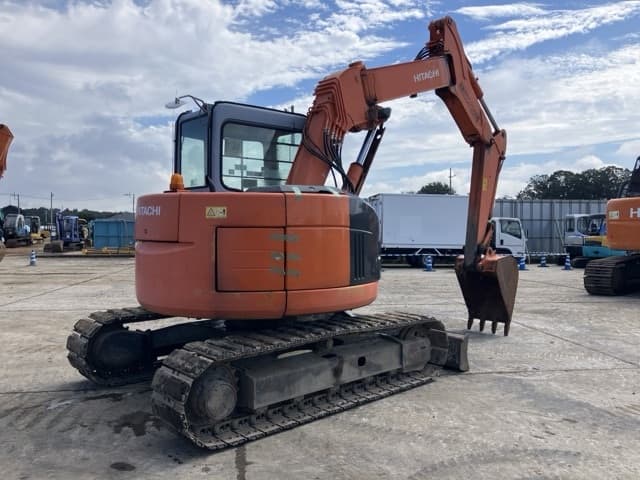 EXCAVATOR — Auction (lot 8462-256)