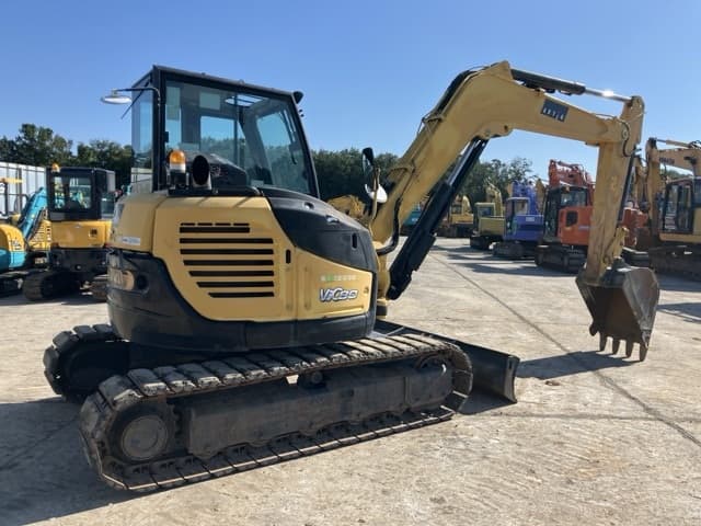 EXCAVATOR — Auction (lot 8462-263)