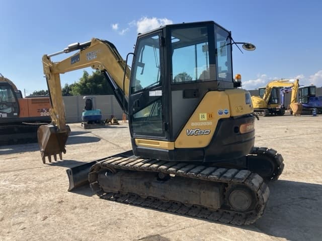 EXCAVATOR — Auction (lot 8462-263)
