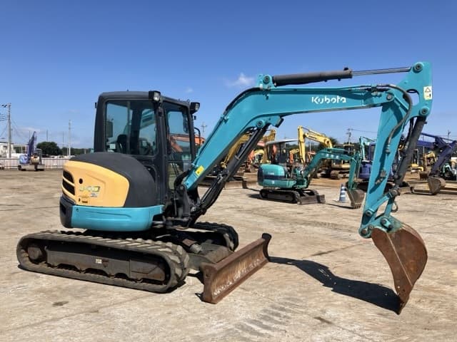 MINI EXCAVATOR — Auction (lot 8462-264)
