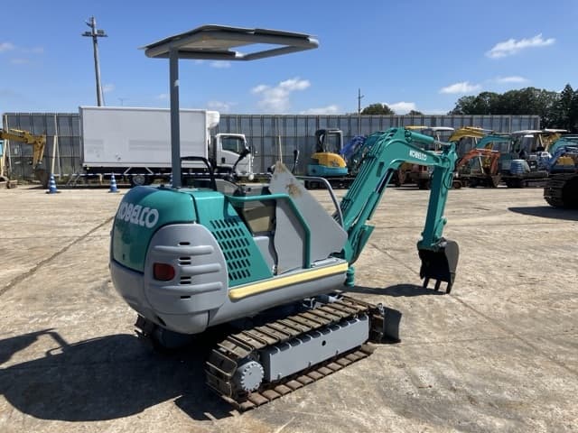 MINI EXCAVATOR — Auction (lot 8462-266)