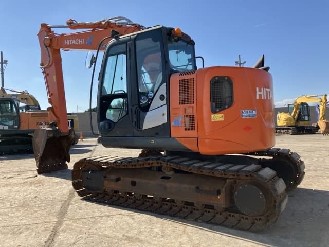 EXCAVATOR — Auction (lot 8462-281)