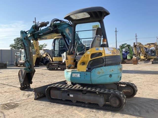 MINI EXCAVATOR — Auction (lot 8462-286)