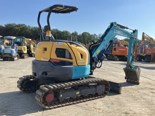 MINI EXCAVATOR — Auction (lot 8462-291)