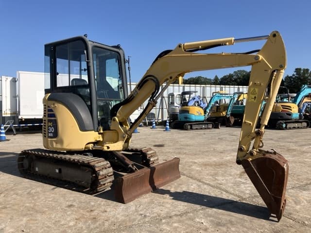 MINI EXCAVATOR — Auction (lot 8462-292)