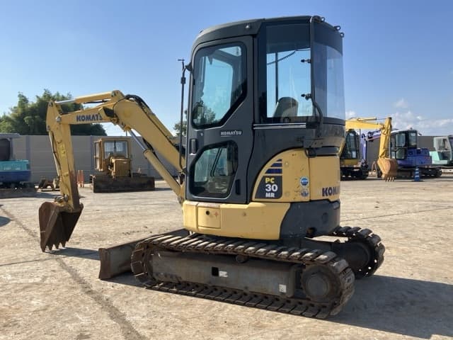 MINI EXCAVATOR — Auction (lot 8462-292)