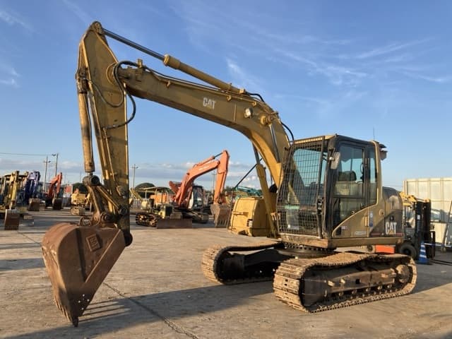 EXCAVATOR — Auction (lot 8462-307)