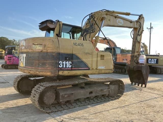 EXCAVATOR — Auction (lot 8462-307)