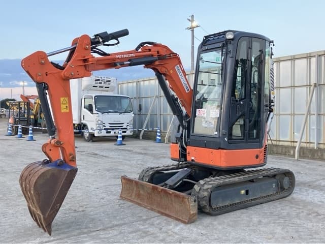 MINI EXCAVATOR — Auction (lot 8462-310)
