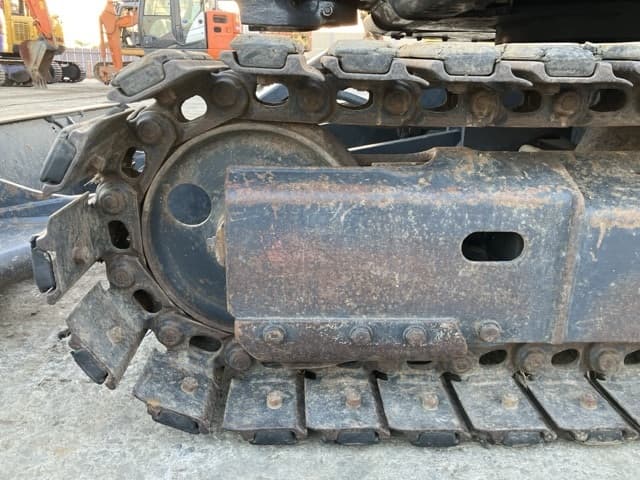 MINI EXCAVATOR — Auction (lot 8462-312)