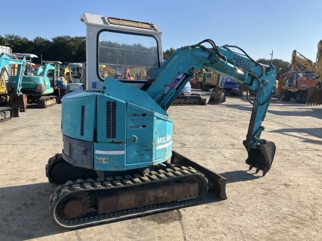 MINI EXCAVATOR — Auction (lot 8462-315)