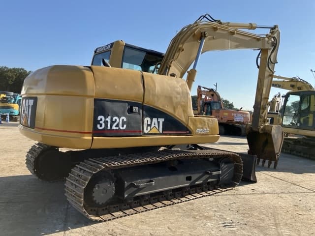 EXCAVATOR — Auction (lot 8462-319)