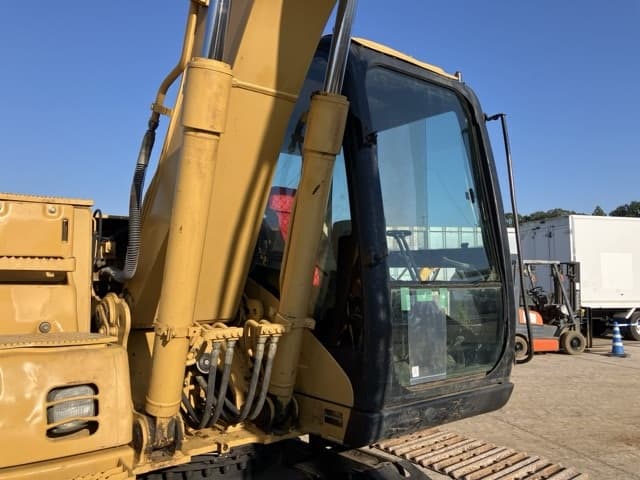 EXCAVATOR — Auction (lot 8462-319)