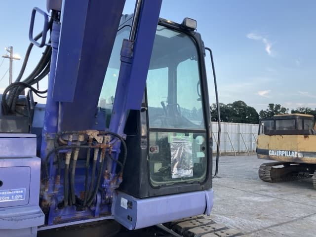 EXCAVATOR — Auction (lot 8462-320)
