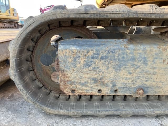 MINI EXCAVATOR — Auction (lot 8462-321)