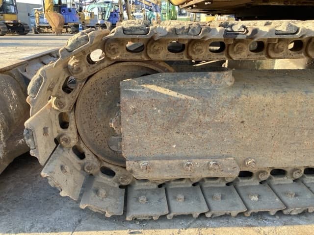 MINI EXCAVATOR — Auction (lot 8462-324)