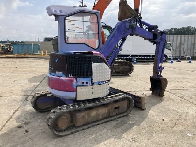 MINI EXCAVATOR — Auction (lot 8462-342)
