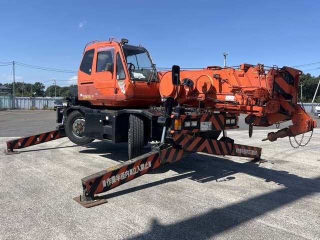 Rough Terrain Crane — Auction (lot 8462-370)