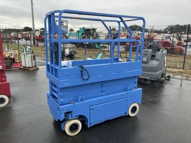 AERIAL WORK PLATFORM — Auction (lot 8462-372)