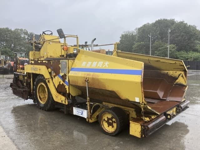 Asphalt finisher — Auction (lot 8462-379)