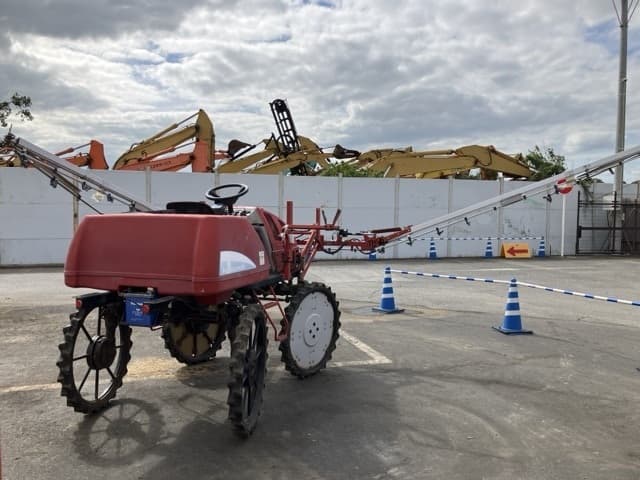 HIGH CLEARANCE BOOM SPRAYER — Auction (lot 8462-3813)