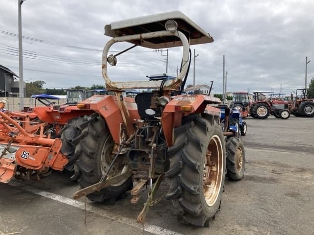 Tractor — Auction (lot 8462-3820)