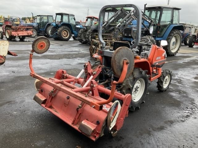 Tractor — Auction (lot 8462-3824)
