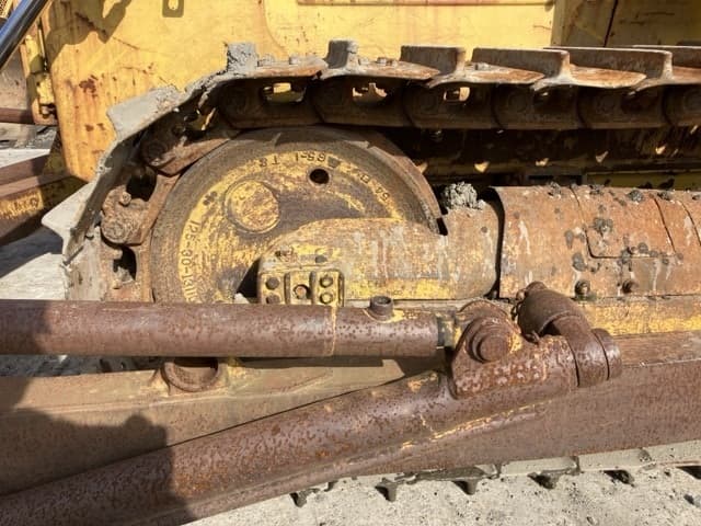 Bulldozer — Auction (lot 8462-383)