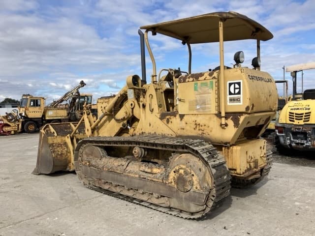 Bulldozer — Auction (lot 8462-386)