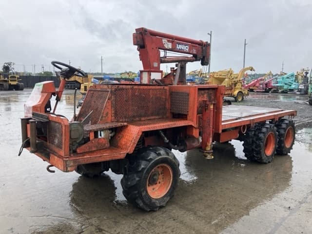 WHEEL CARRIER — Auction (lot 8462-389)