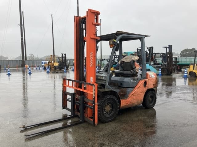 Forklift — Auction (lot 8462-4013)