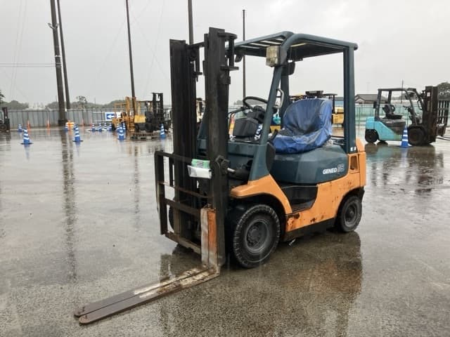 Forklift — Auction (lot 8462-4019)