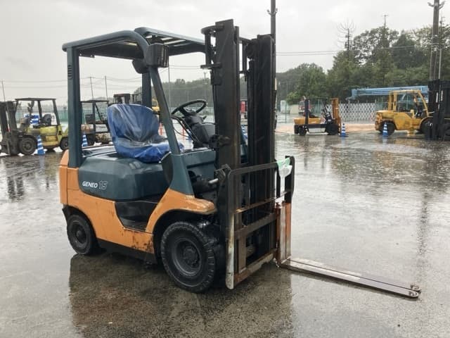 Forklift — Auction (lot 8462-4019)