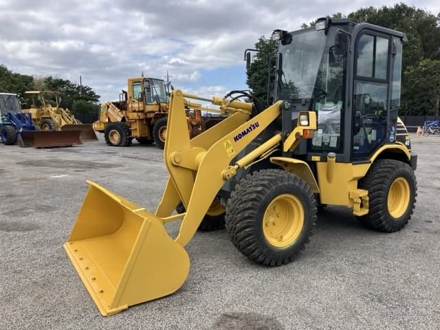MINI WHEEL LOADER — Auction (lot 8462-402)
