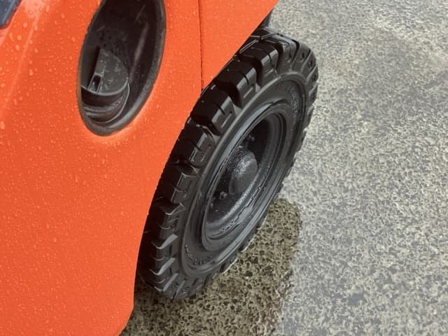 Forklift — Auction (lot 8462-4020)
