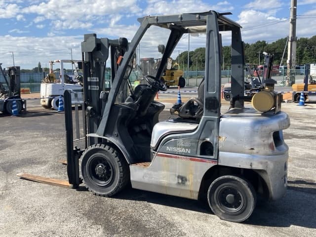 Forklift — Auction (lot 8462-4039)