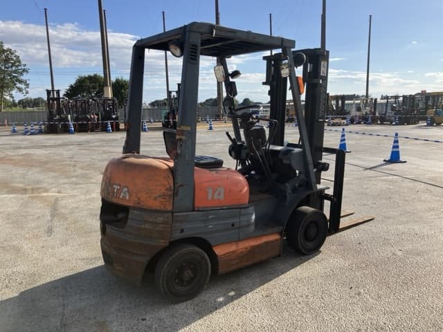 Forklift — Auction (lot 8462-4044)