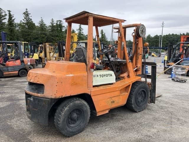 Forklift — Auction (lot 8462-4047)
