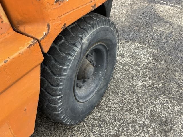 Forklift — Auction (lot 8462-4047)