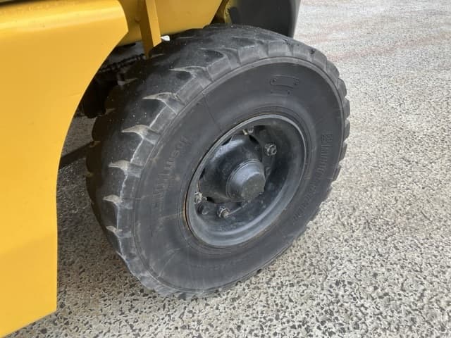 Forklift — Auction (lot 8462-4048)