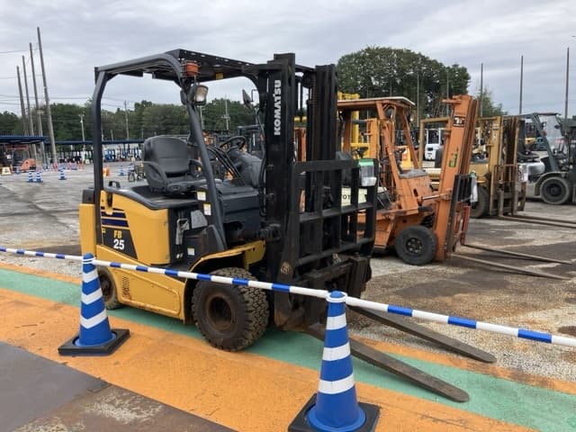 Battery Forklift — Auction (lot 8462-4049)