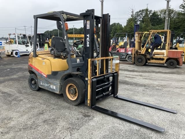 Forklift — Auction (lot 8462-4052)