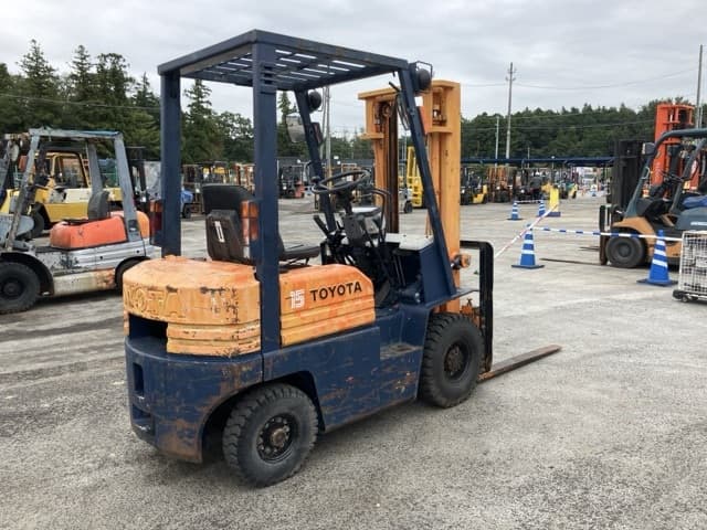 Forklift — Auction (lot 8462-4054)