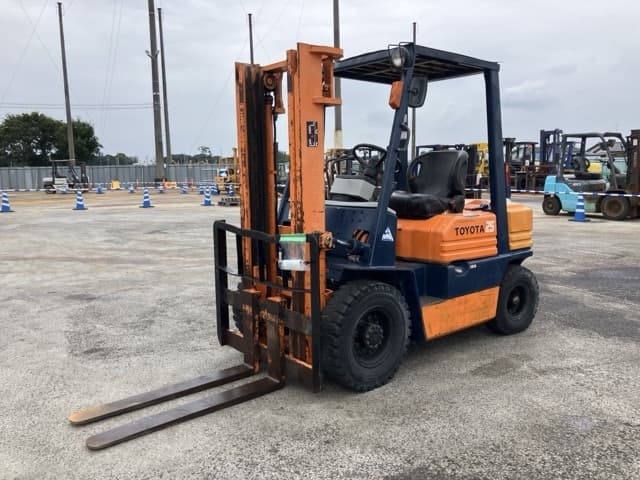 Forklift — Auction (lot 8462-4056)