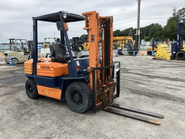 Forklift — Auction (lot 8462-4056)