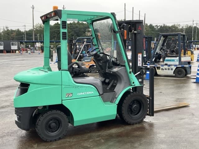 Forklift — Auction (lot 8462-4068)